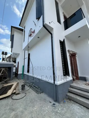 2bdrm Townhouse / Terrace in Ago Palace for rent