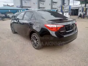 Toyota Corolla L 4dr Sedan (1.8L 4cyl 4A) 2014 Black