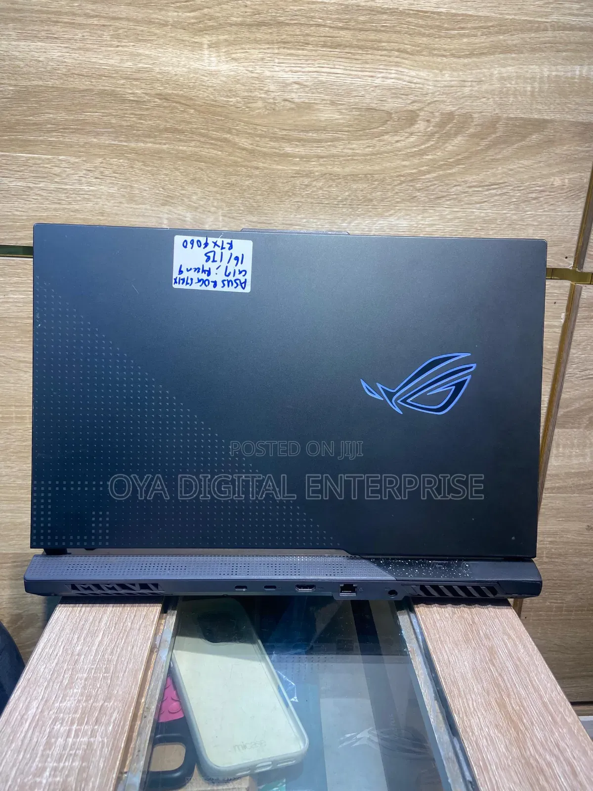 Laptop Asus ROG Strix G17 16GB AMD Ryzen 9 SSD 1T