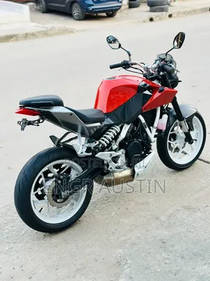 Hyosung GT250R 2017 Red