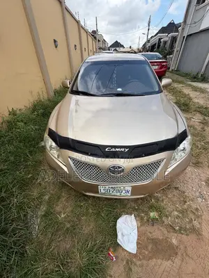 Toyota Camry LE 4dr Sedan (2.4L 4cyl 5A) 2008 Gold