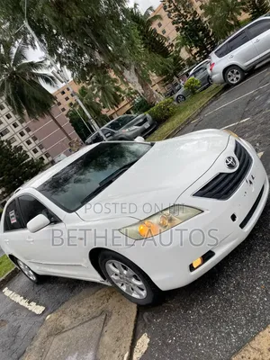 Toyota Camry 2.4 XLE 2008 White
