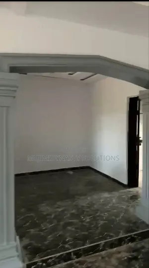 2bdrm Bungalow in Mds, Ona-Ara for rent