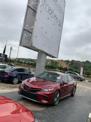 Toyota Camry XSE (2.5L 4cyl 8A) 2019 Red
