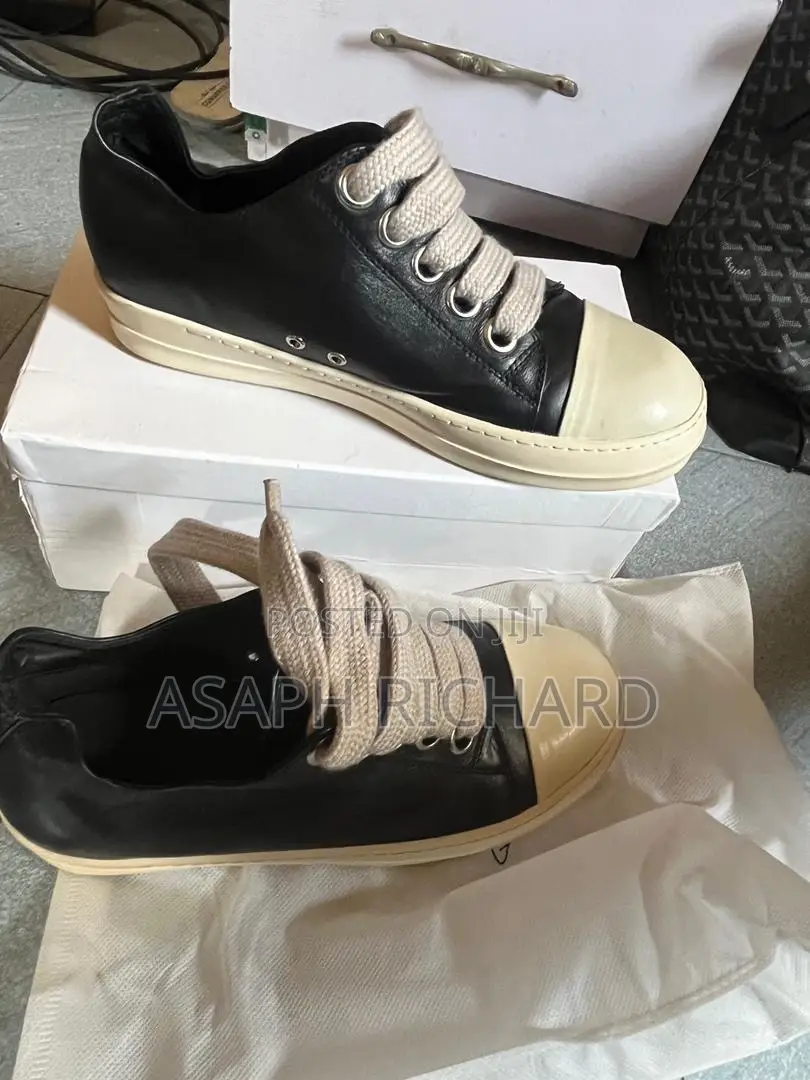 Rick Owen’S Size11(45euros)
