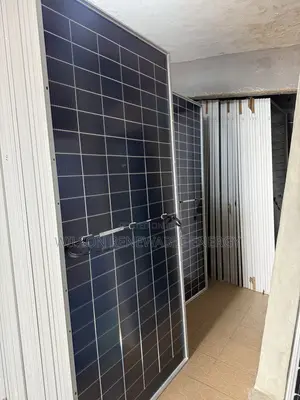Original 650w Verifiable Jinko Solar Panel