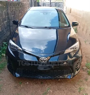 Toyota Corolla 2017 Green