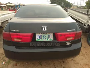 Honda Accord 2005 Black