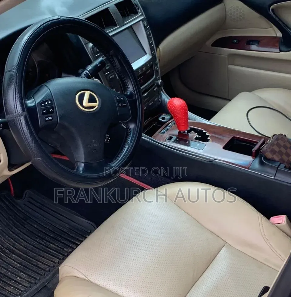 Lexus IS 2008 Red