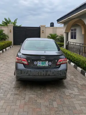 Toyota Camry SE 4dr Sedan (2.4L 4cyl 5A) 2007 Gray