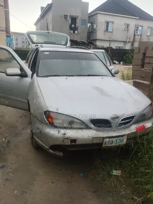 Nissan Primera 2000 Silver