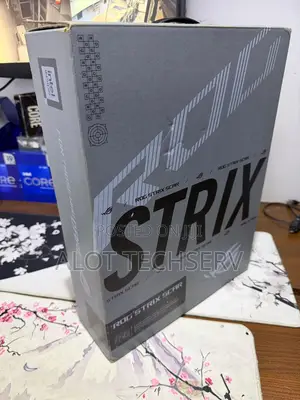 Laptop Asus ROG Strix G17 32GB Intel Core i9 SSD 2T