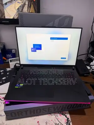 Laptop Asus ROG Strix G17 32GB Intel Core i9 SSD 2T