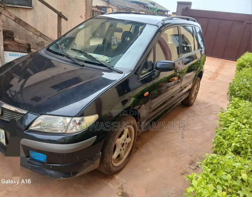 Mazda Premacy 2002 Black