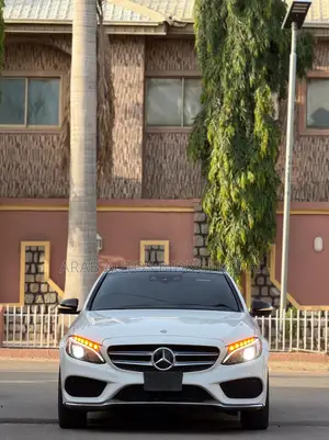 Mercedes-Benz C400 4Matic AWD Sedan (3.0L V6 7A) 2015 White