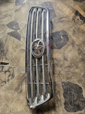 Front Grill Highlander 208/2010 Shiny