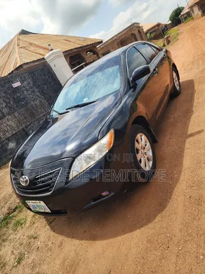 Toyota Camry SE 4dr Sedan (2.5L 4cyl 6AM) 2010 Black