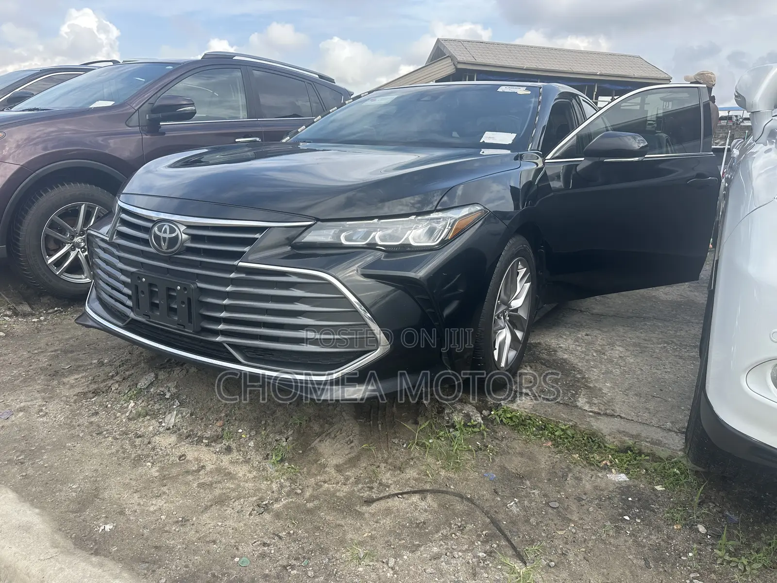 Toyota Avalon 2021 Black