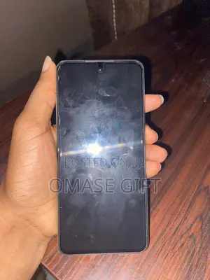Infinix Hot 40i 128 GB Gold