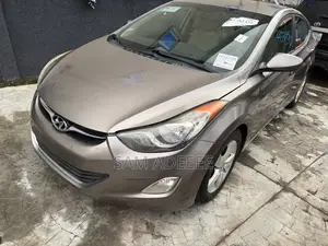 Hyundai Elantra GLS 2012 Gray