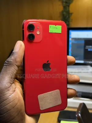 Apple iPhone 11 64 GB Red
