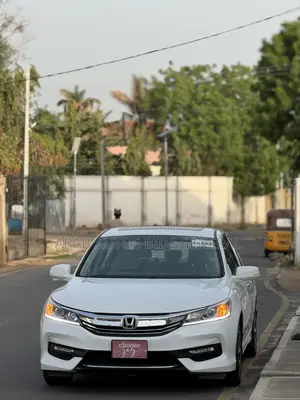 Honda Accord 2016 White