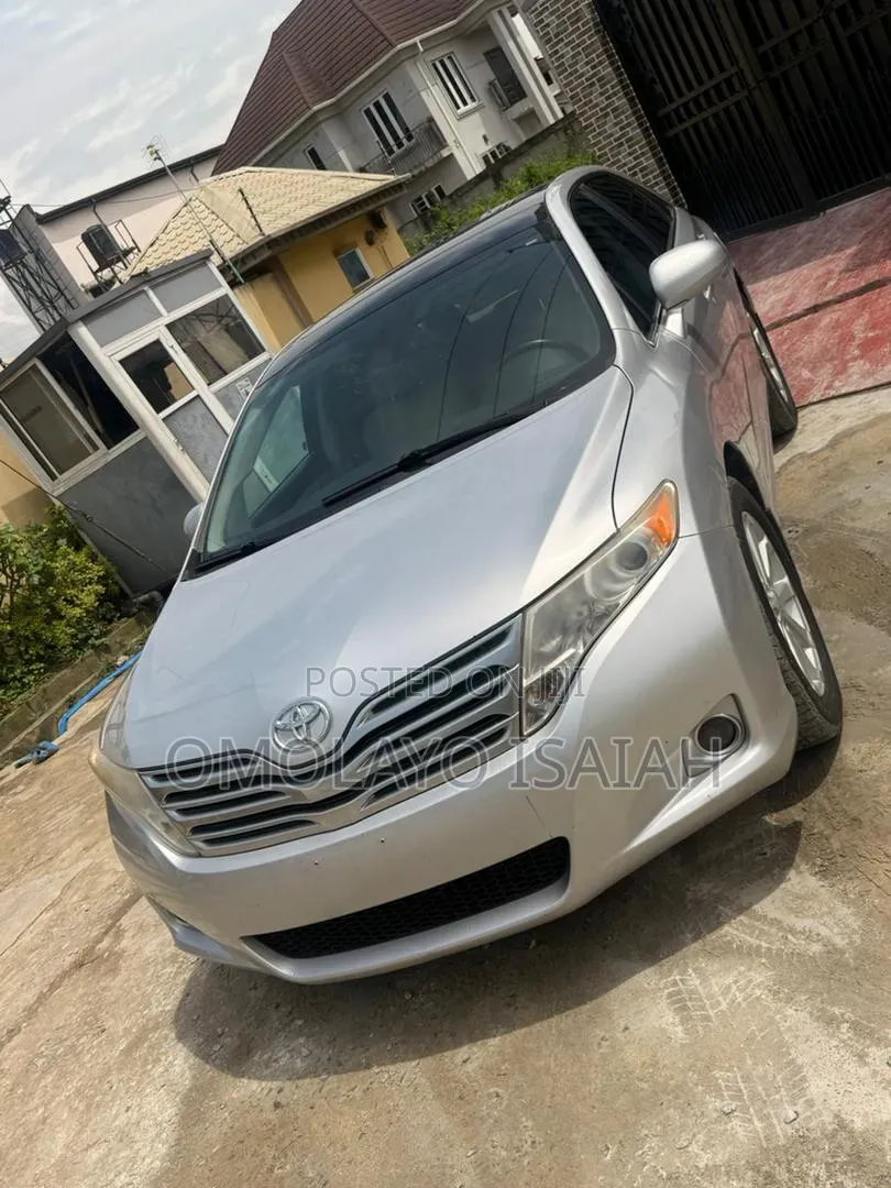 Toyota Avanza 2010 Silver