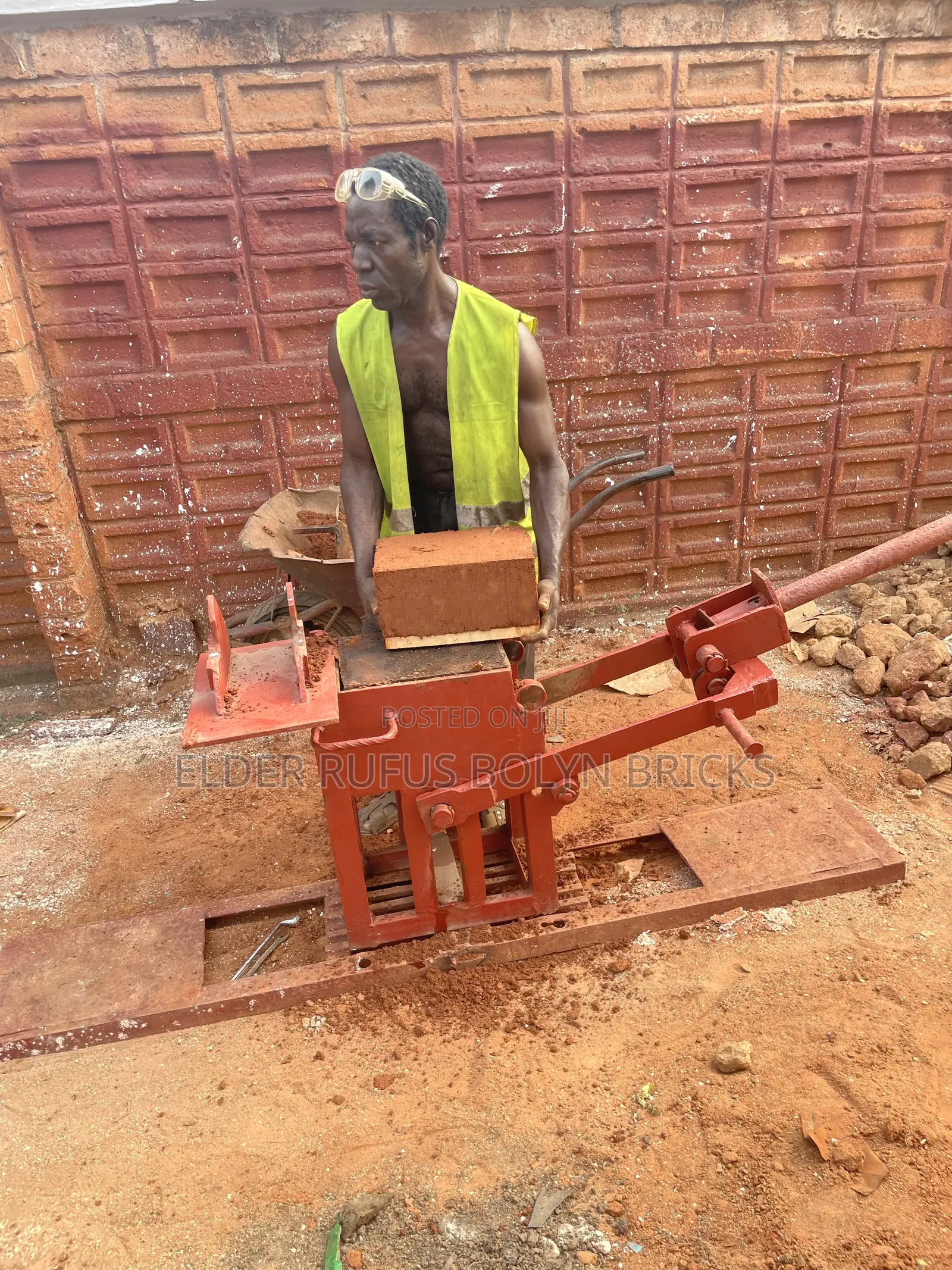 Mud/Adobe Red Soil Block Press/Machine