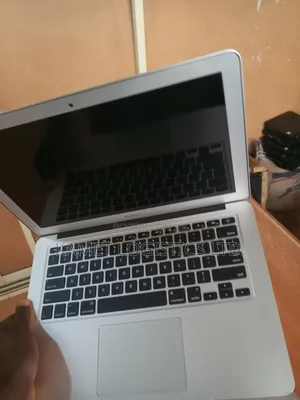 Laptop Apple MacBook Air 4GB Intel Core i5 SSD 256GB