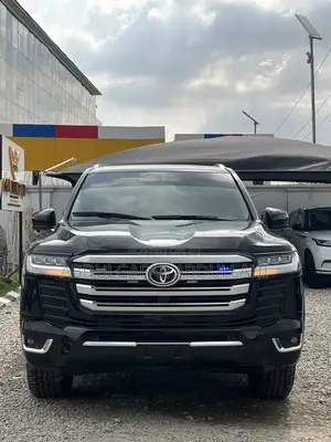 Toyota Land Cruiser 4.6 V8 VX-R 2015 Black