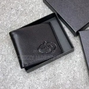 Prada Quality Luxury Men Genuine Leather Wallet
