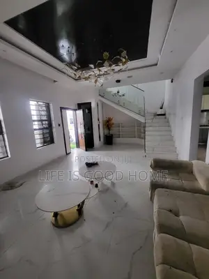 4bdrm Duplex in Lekki for sale