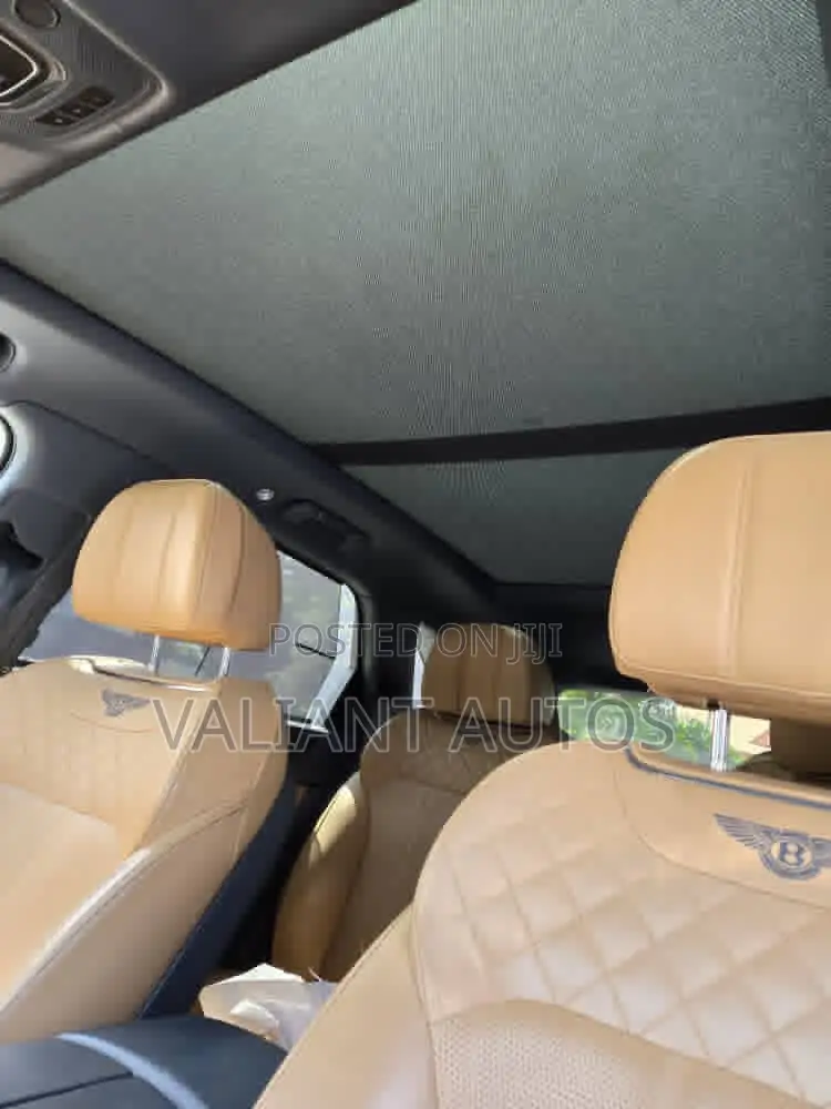 Bentley Bentayga 2017 White