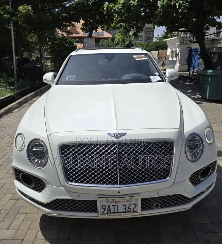 Bentley Bentayga 2017 White