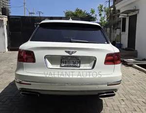 Bentley Bentayga 2017 White