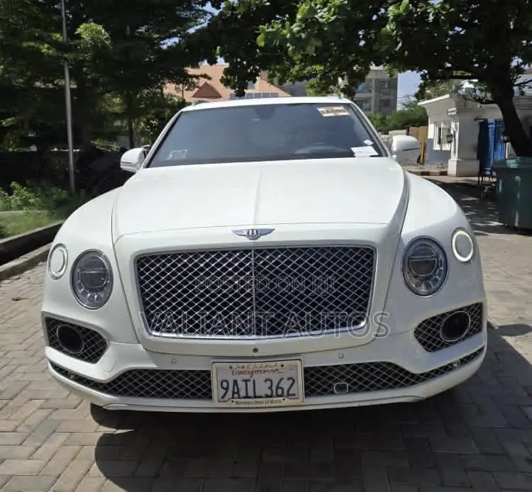 Bentley Bentayga 2017 White
