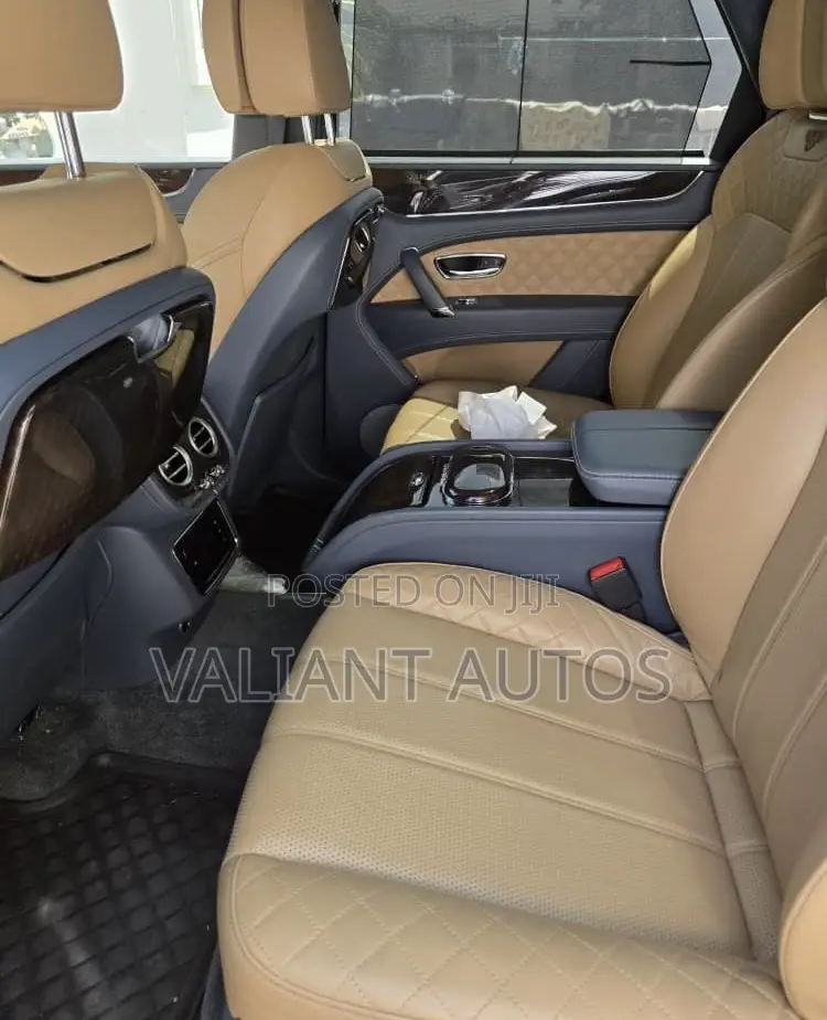 Bentley Bentayga 2017 White