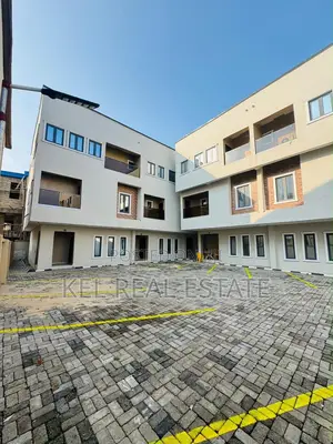 4bdrm Duplex in Gbagada for sale
