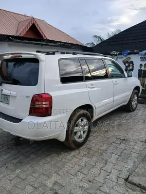 Toyota Highlander 2004 White