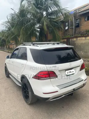 Mercedes-Benz M Class 2015 White
