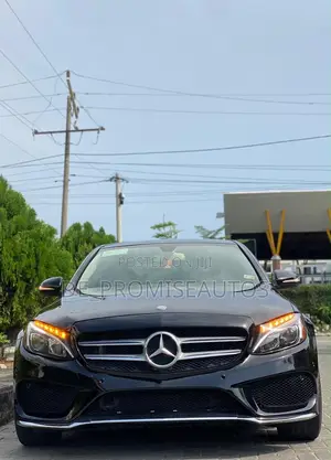 Mercedes-Benz C300 2015 Black