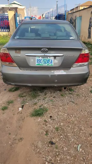 Toyota Camry 2006 Gray