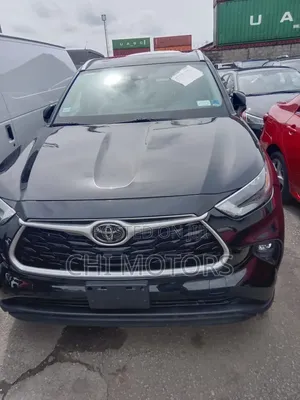 Toyota Highlander L 2022 Gray