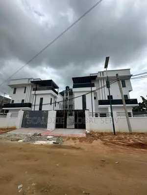 5bdrm Duplex in Sars Road, Port for sale