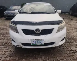 Toyota Corolla 2009 White