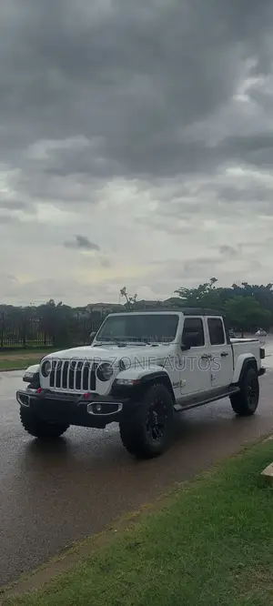 Jeep Gladiator 2022 White