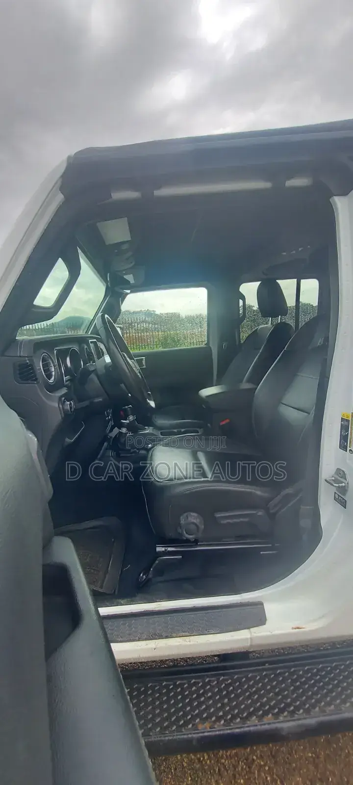 Jeep Gladiator 2022 White