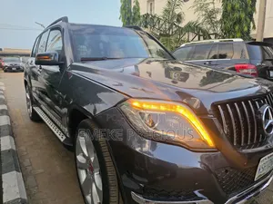 Mercedes-Benz GLK-Class 2011 Gray