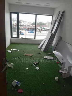 Spacious Shop to Let (Upstairs First Floor) Directly Facing Express