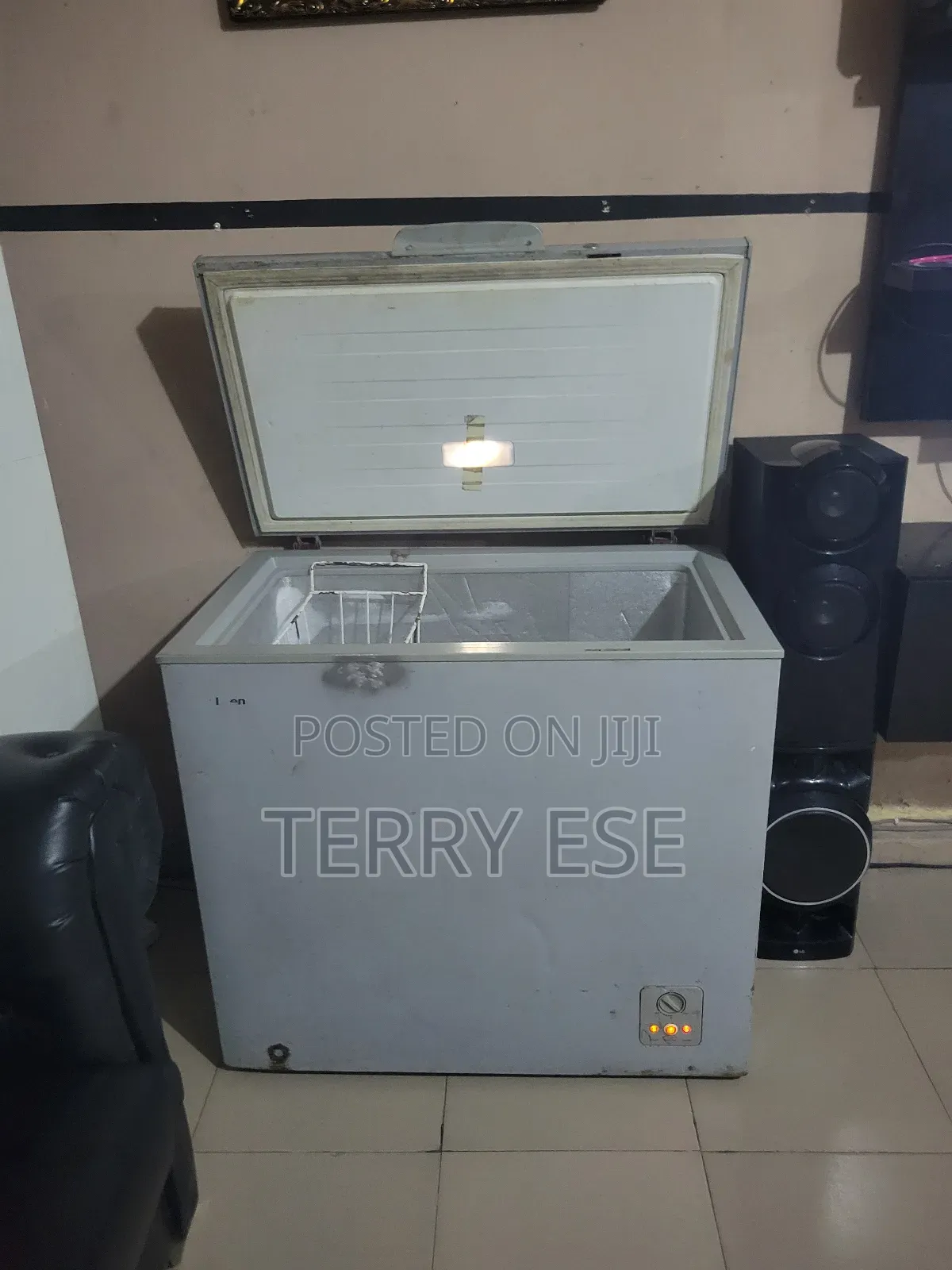 Hisense Deep Freezer 200l